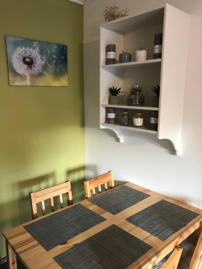 Pitypang Apartman Gyula Eksteriør billede